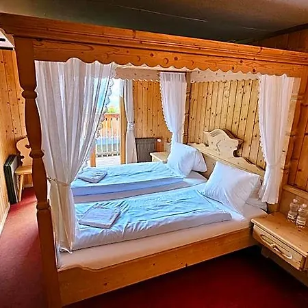 Berggasthaus-strassberg Otel *